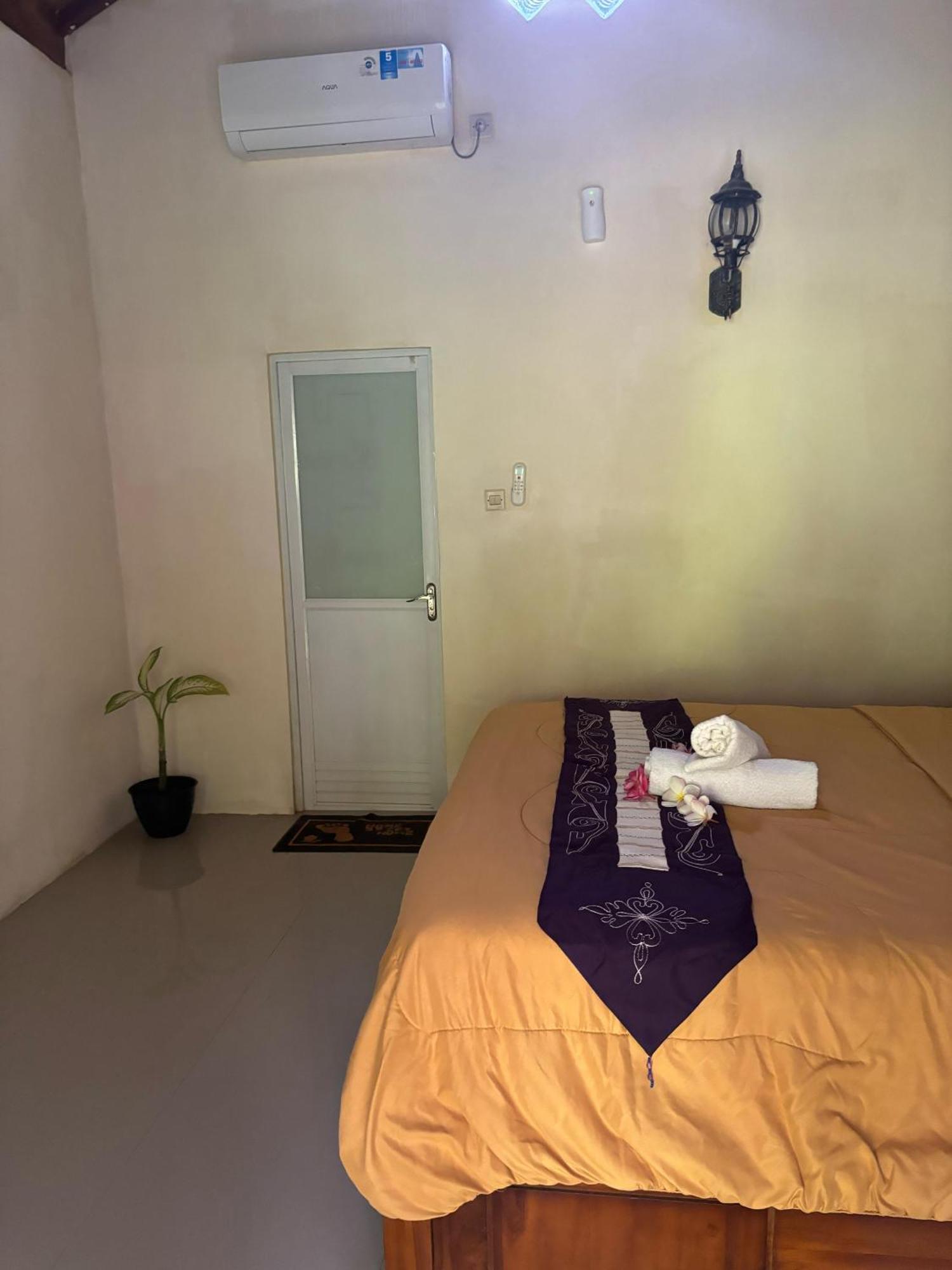 Kubu Artha Bungalow Nusa Penida Ped Экстерьер фото