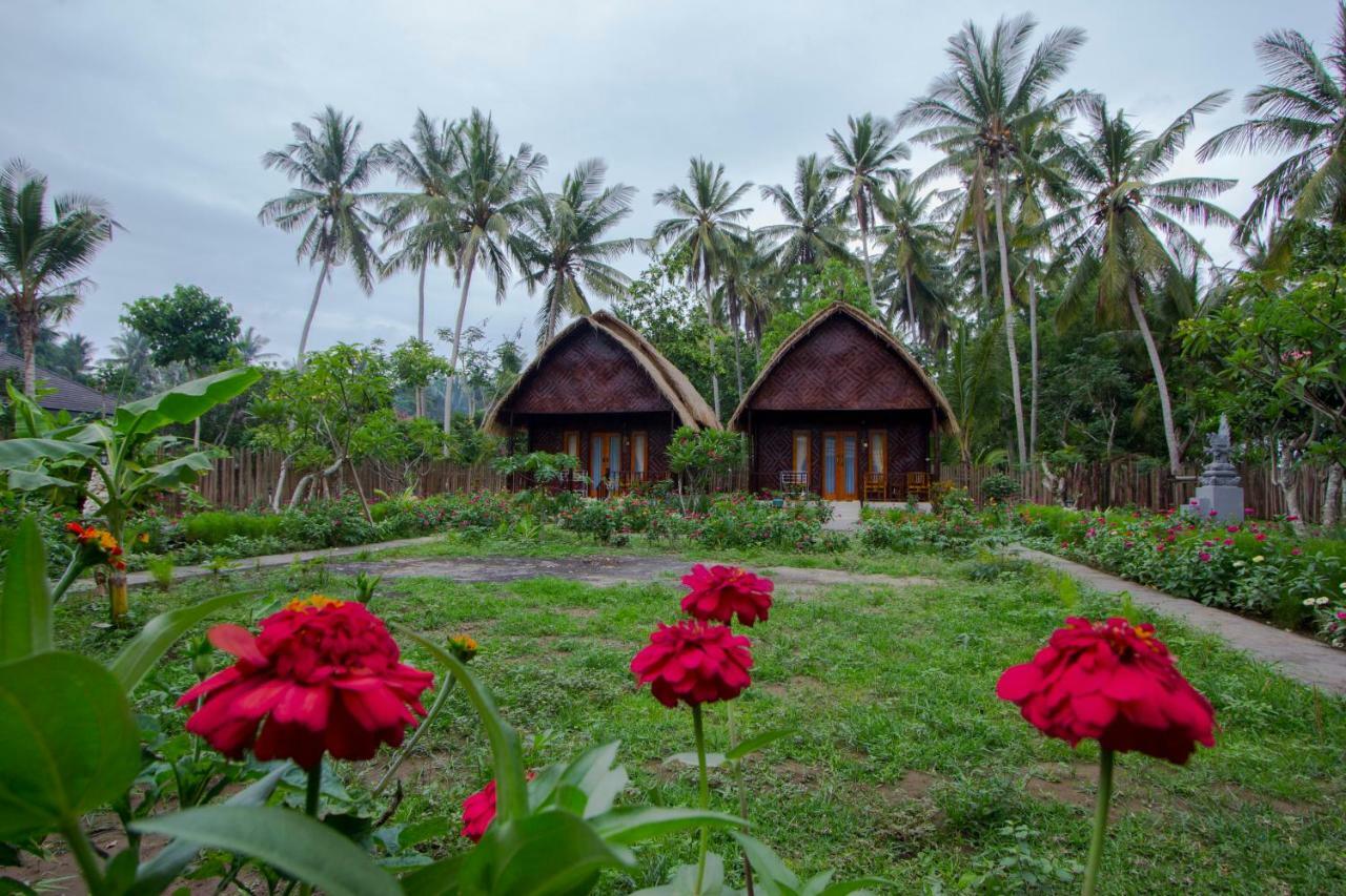 Kubu Artha Bungalow Nusa Penida Ped Экстерьер фото